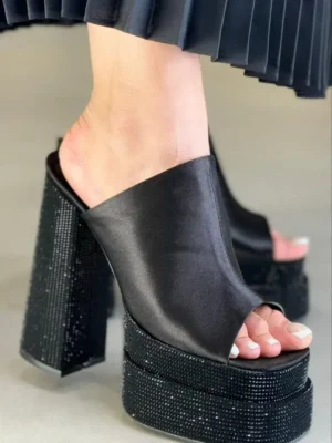 صندل  فشن دولژ نگینی