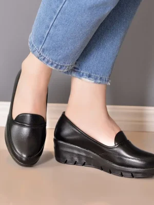 کفش روزمره طبی زنانه