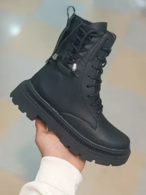 بوت زنانه مدل منگوله دار