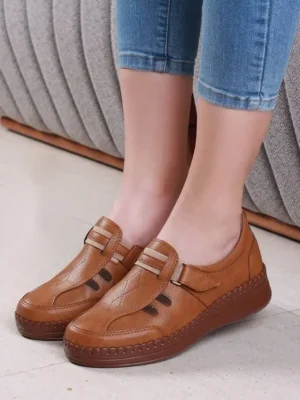 کفش طبی زنانه مدل نجل زمستانی
