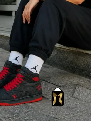 کتونی زنانه طرح Nike Travis ساقدار
